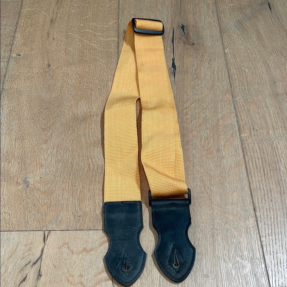 Onori Yellow Guitar Strap Black Leather Ends Adjustable